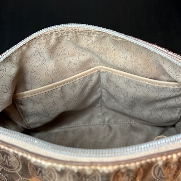 Michael Kors handbag gold - Picture 13 of 13